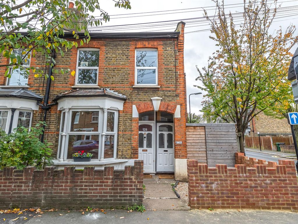 2 bed flat to rent in Norman Road, London E11 Zoopla