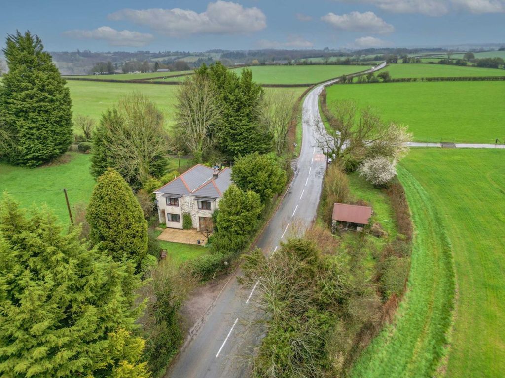 4 bed detached house for sale in Llanishen, Chepstow, Monmouthshire