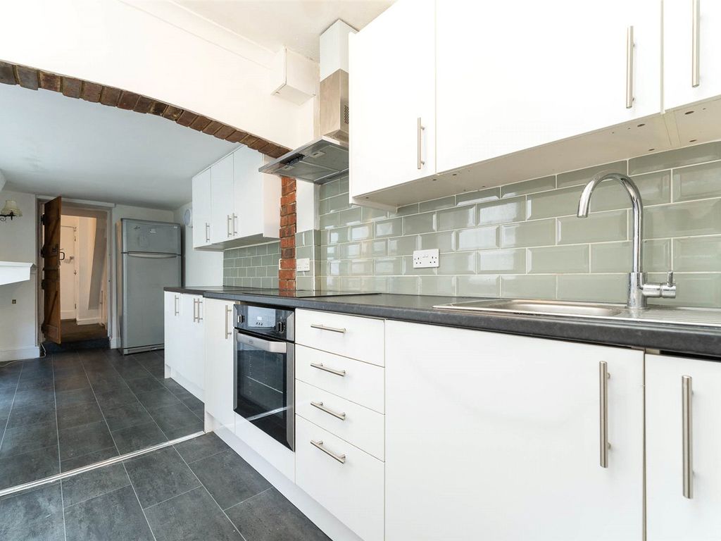 5 bed to rent in Egremont Place, Brighton, East Sussex BN2