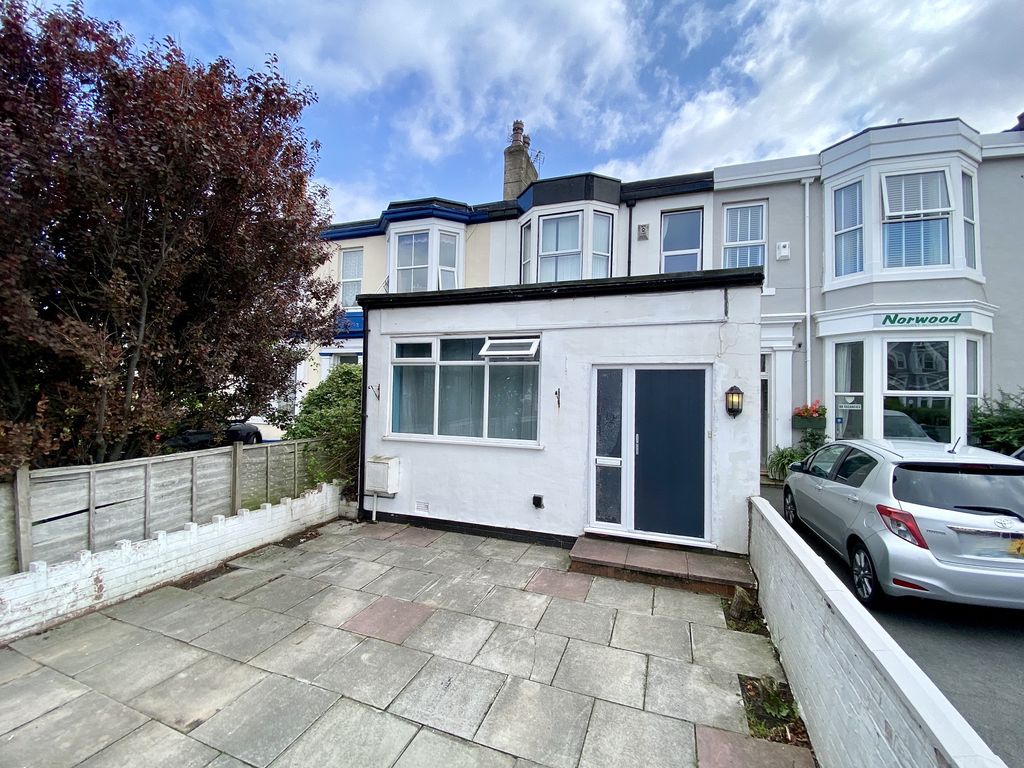 7 bed property for sale in Bath Street, Southport, Merseyside. PR9 Zoopla
