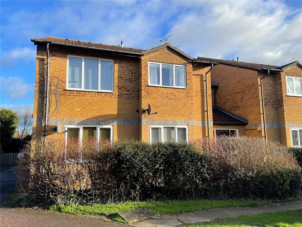 1 bed flat for sale in Kestrel Way, Bicester OX26 Zoopla