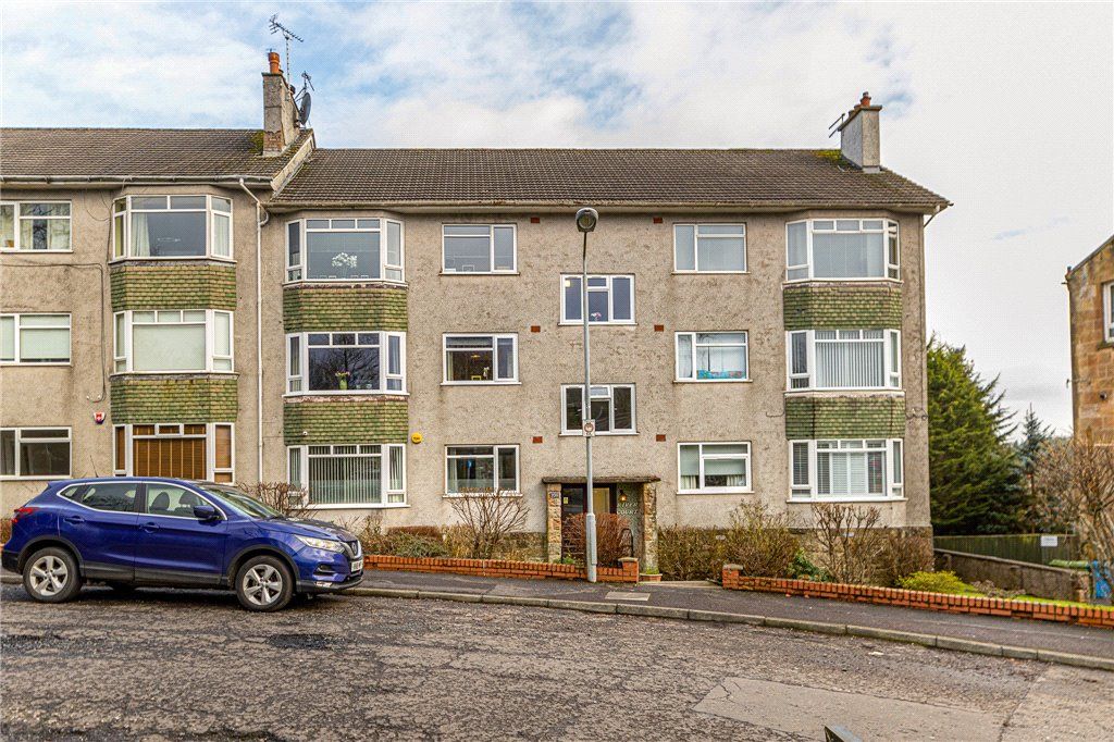2 bed flat for sale in Busby Road, Clarkston, Glasgow, East