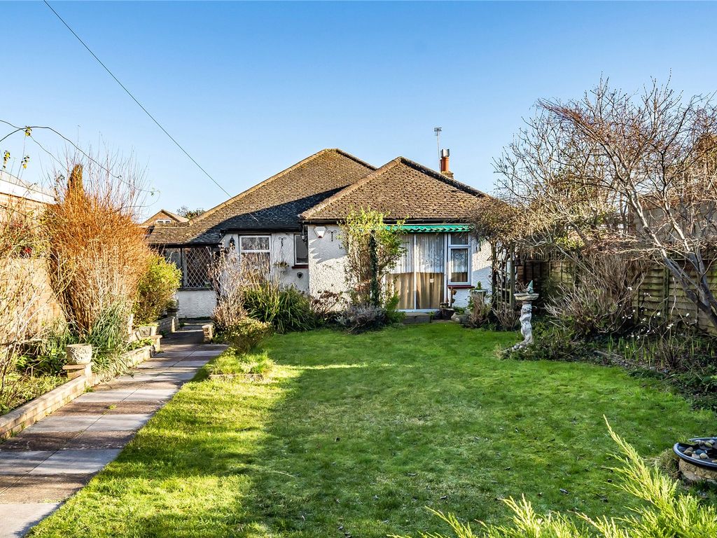 3 bed bungalow for sale in Staines, Surrey TW18, £620,000 Zoopla