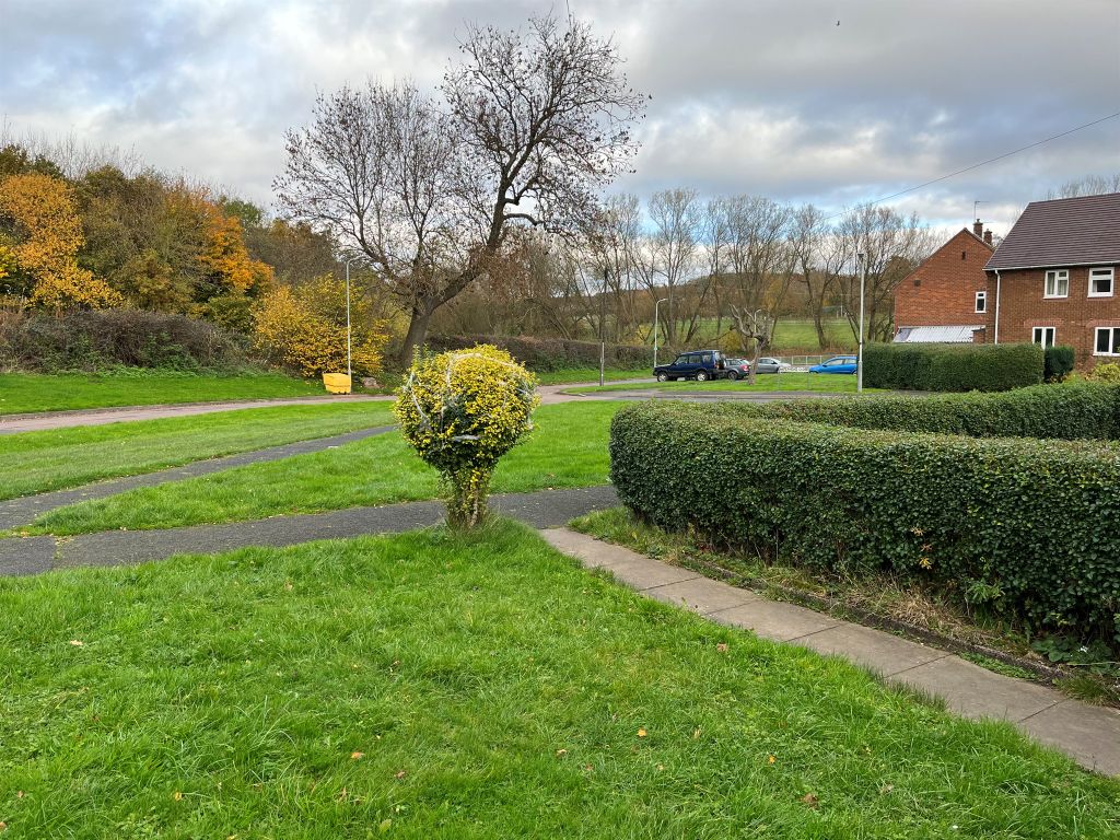 Waterhead Drive, Underhill, Wolverhampton WV10  