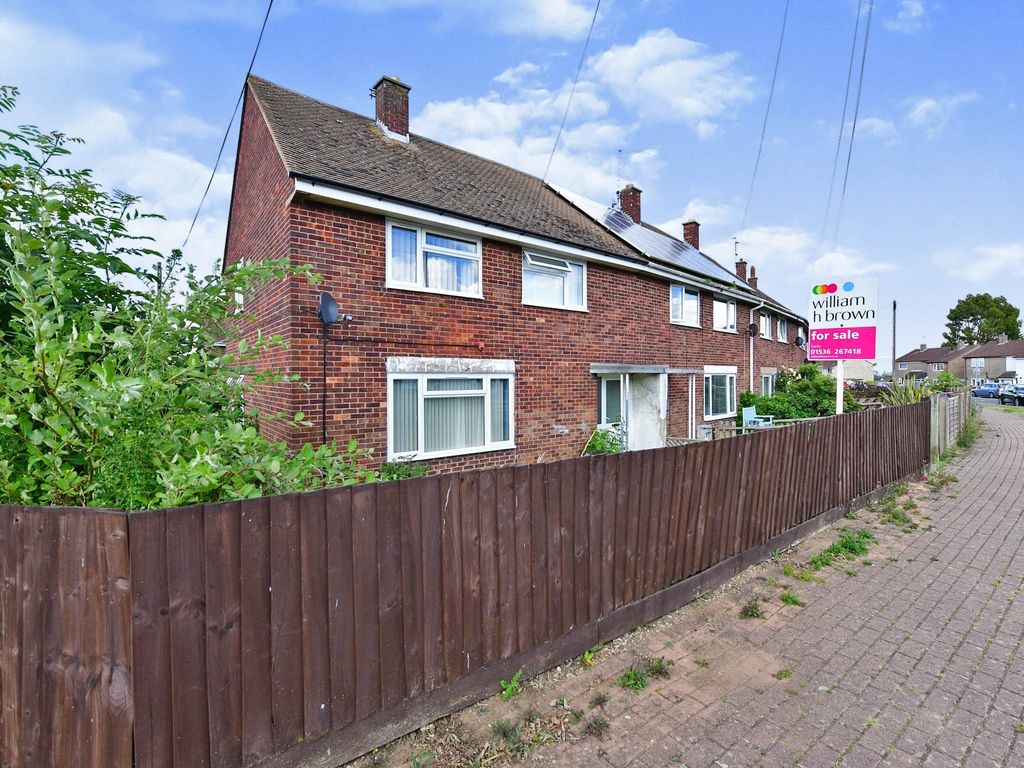 4 bed semidetached house for sale in Cecil Drive, Corby NN18 Zoopla
