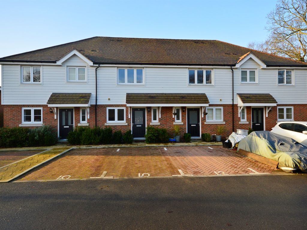 2 bed terraced house to rent in 10 Longhurst Drive, Billingshurst, West Sussex RH14, £1,400 pcm