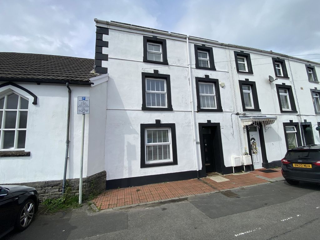 3 bed town house for sale in Swansea Road, Llangyfelach, Swansea, City