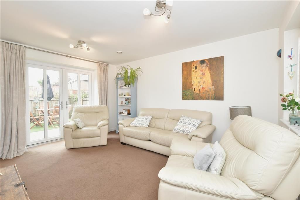 Selsey Road, Stockbridge, Chichester, West Sussex PO19  