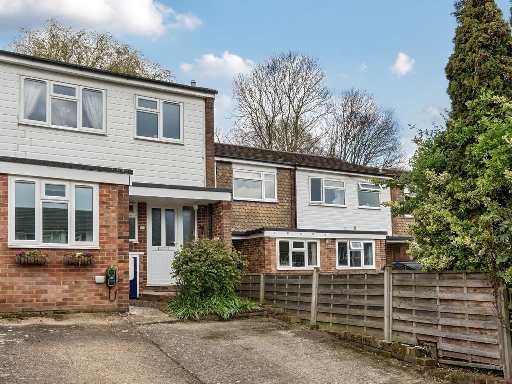 4 bed terraced house for sale in Guildford Park Avenue, Guildford, Surrey GU2 Zoopla