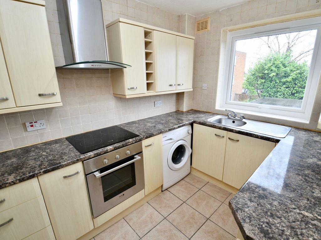 1 bed property for sale in Bolton Road, Swinton M27 Zoopla