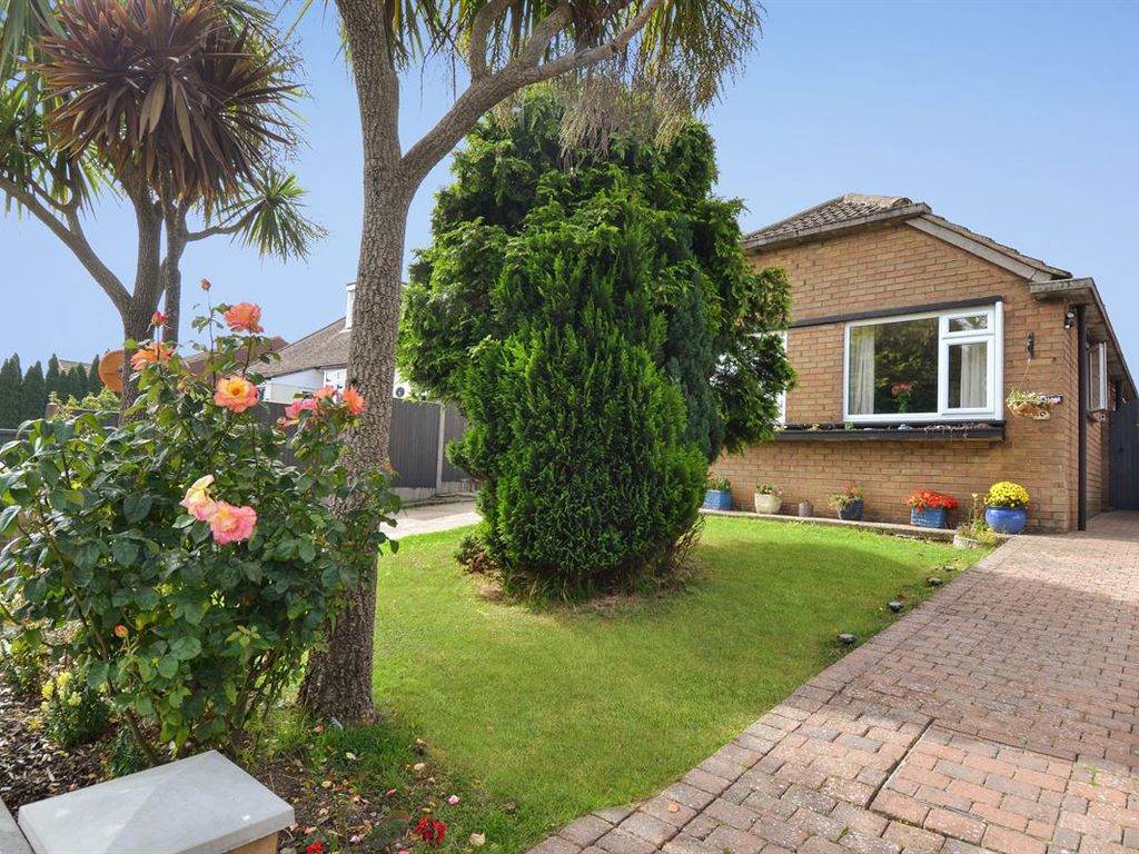 2 bed detached bungalow for sale in Clover Rise, Whitstable CT5, £