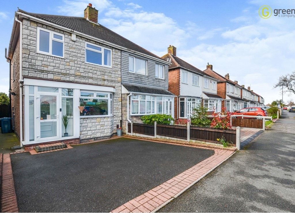 3 bed semidetached house for sale in Delhurst Road, Great Barr B44