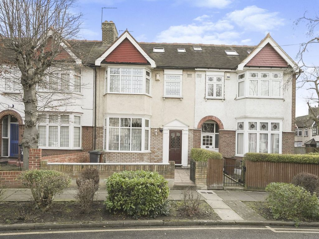 4 bed terraced house for sale in Cranleigh Gardens, Barking IG11 Zoopla
