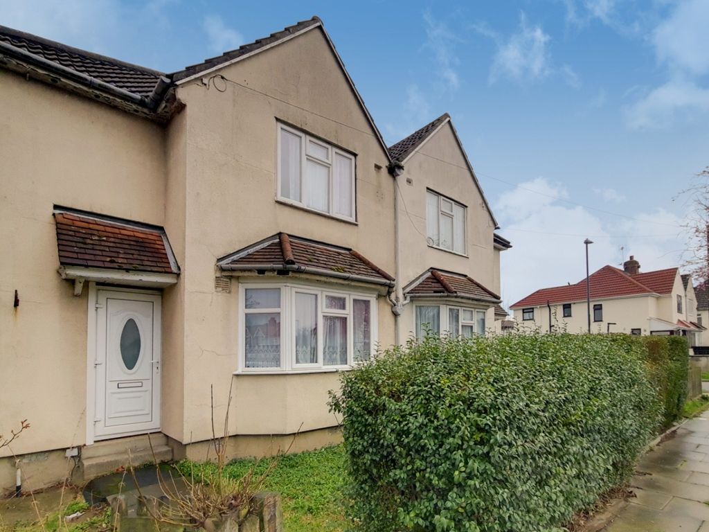 3 bed semidetached house for sale in Kings Road, Harrow HA2 Zoopla