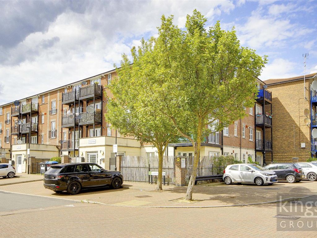 1 bed flat for sale in Gareth Drive, Edmonton N9 Zoopla