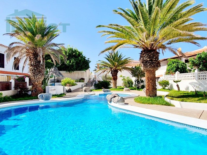 3 bed villa for sale in La Caleta, Adeje, Tenerife, £1,258,172 Zoopla