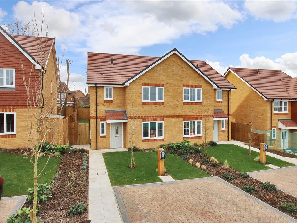 New home, 3 bed semidetached house for sale in Plot 11 The Barleymow