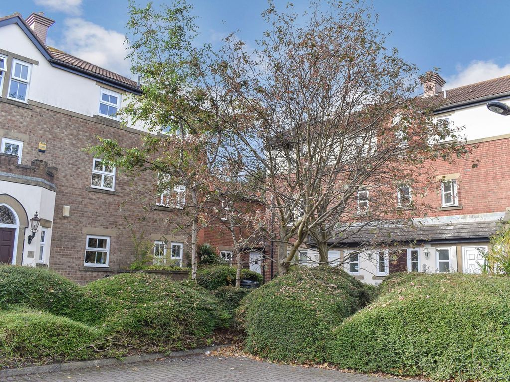 1 bed flat for sale in Kielder Close, Killingworth, Newcastle Upon Tyne