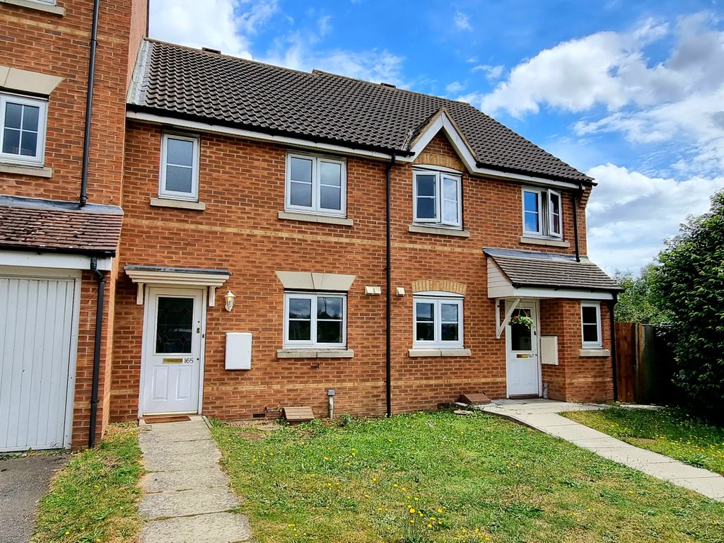 3 bed terraced house to rent in Campion Road, Hatfield AL10 Zoopla