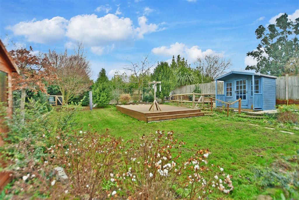 2 bed detached bungalow for sale in The Street, BoughtonUnderBlean