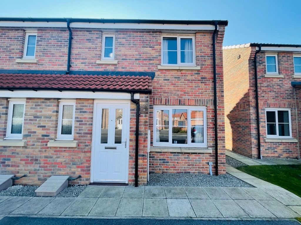 3 bed semidetached house for sale in Braeburn Road, Sherburn In Elmet
