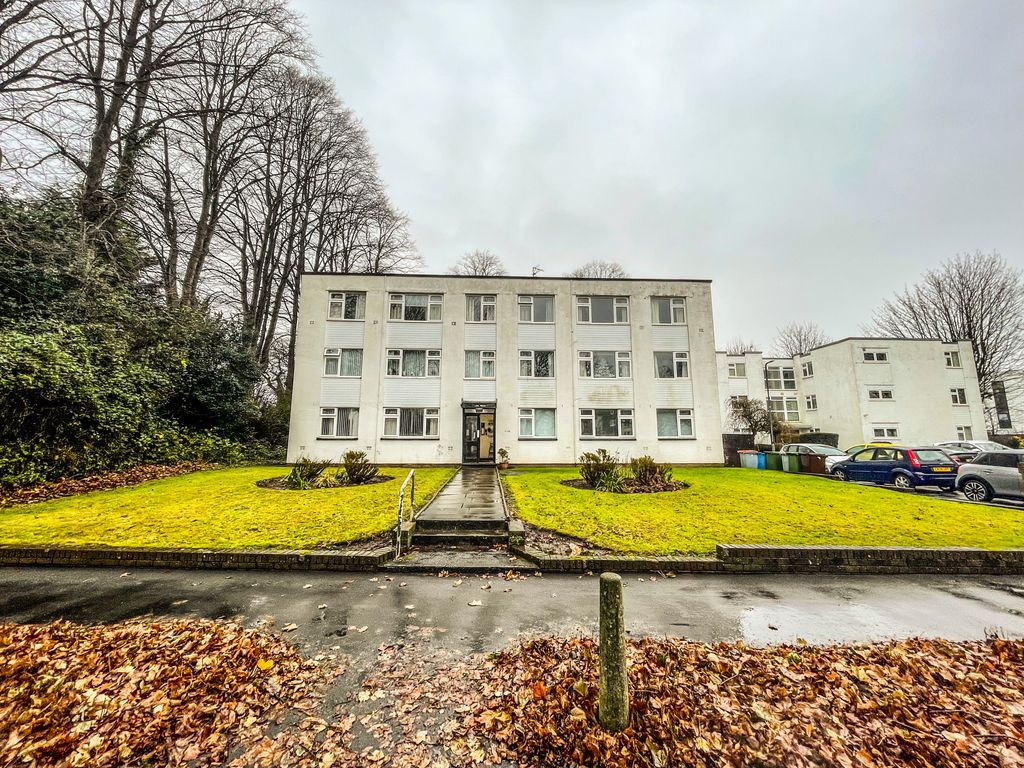 1 bed flat to rent in Llanishen Court, Llanishen, Cardiff CF14, £725