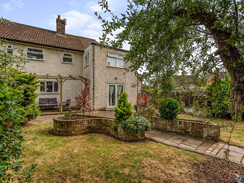 3 bed end terrace house for sale in Holburne Road, London SE3 Zoopla