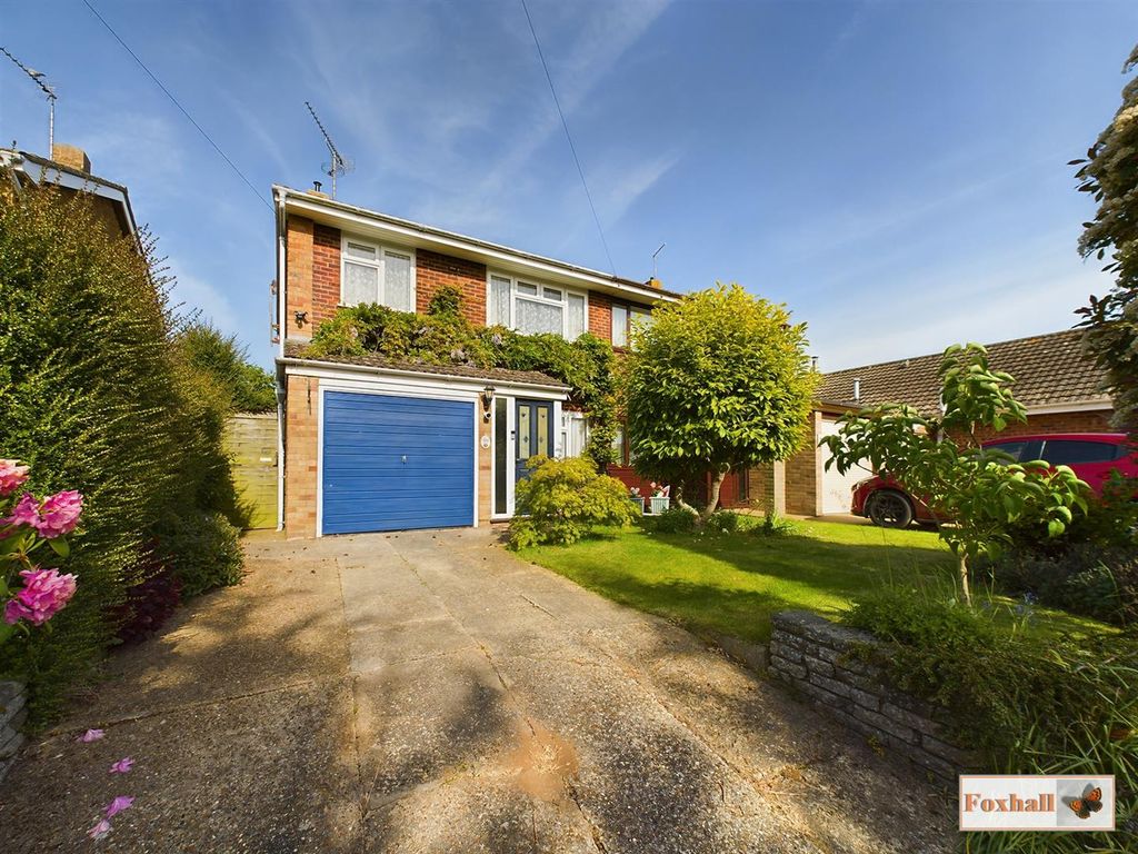 3 bed semidetached house for sale in Orwell View Road, Shotley