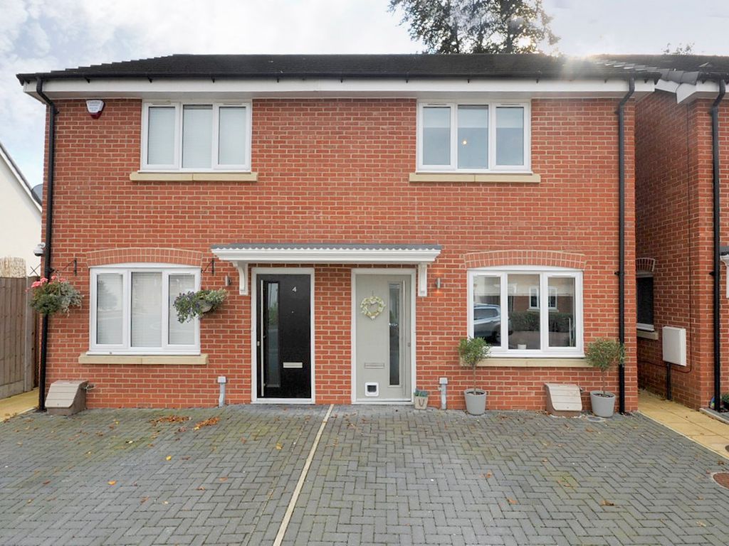 2 bed semidetached house for sale in Glazebrook Meadows, Glazebrook