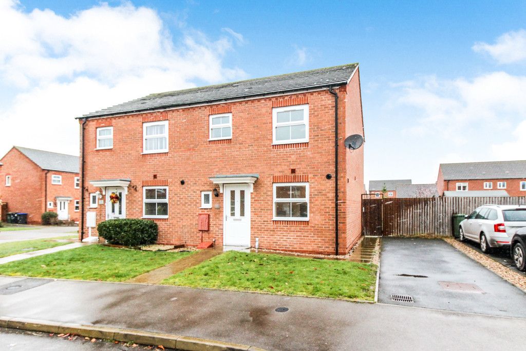 3 bed semidetached house for sale in Great Field Drive, Warwick CV34