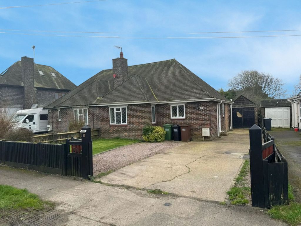 2 bed bungalow for sale in Wallsend Road, Pevensey Bay, Pevensey BN24, £375,000 Zoopla