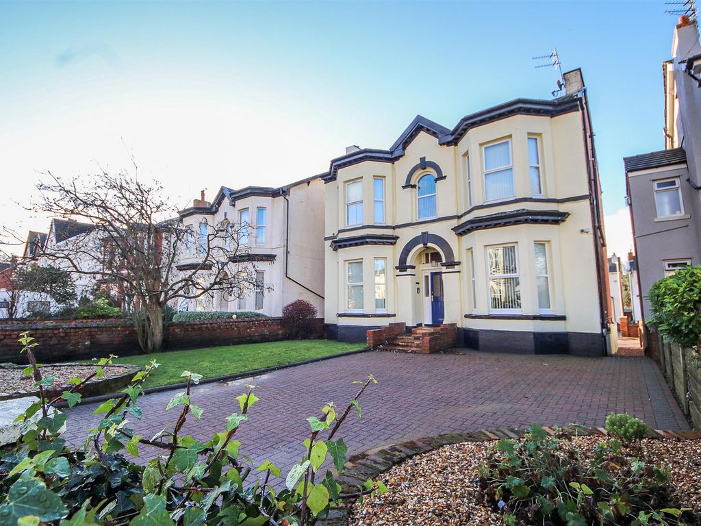 2 bed flat for sale in Alexandra Road, Southport PR9 Zoopla