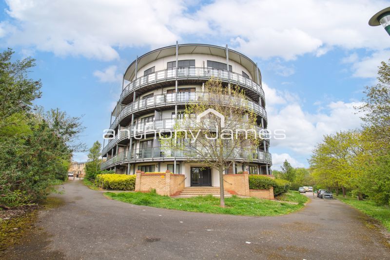 2 bed flat to rent in Fieldfare Lane, Greenhithe, Kent DA9 Zoopla