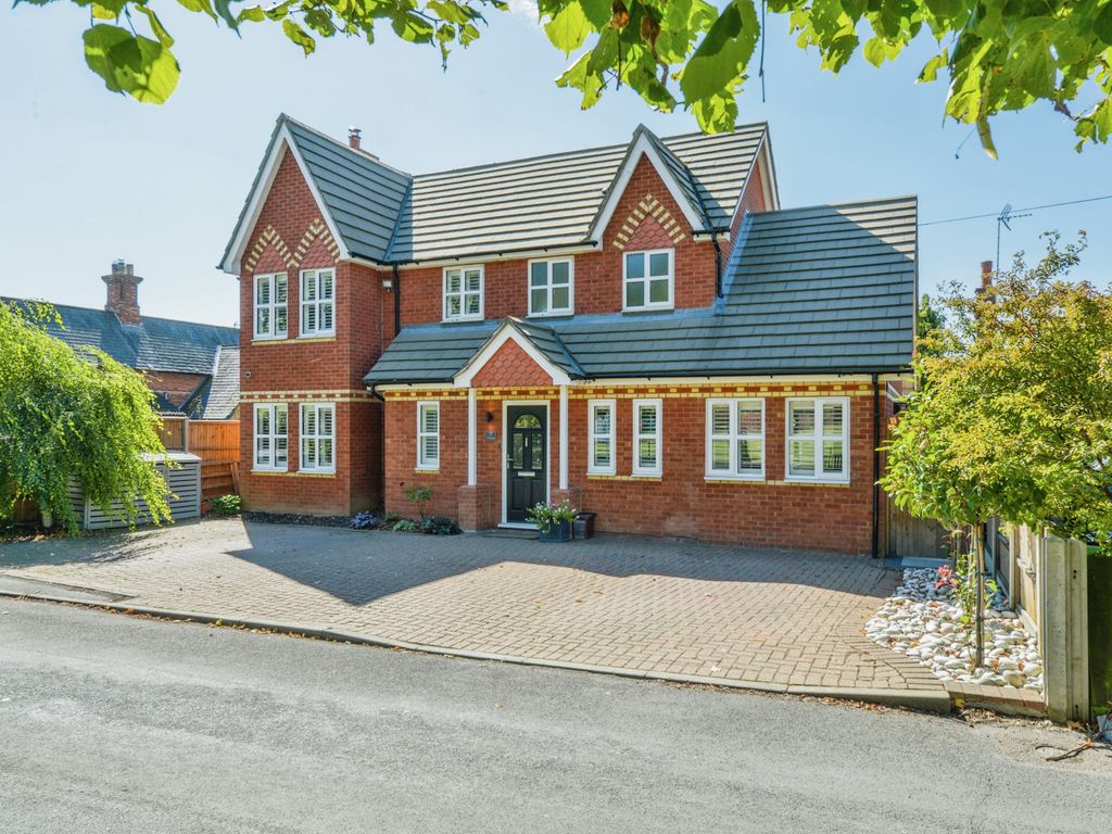 4 bed detached house for sale in Park Lane, Henlow SG16, £830,000 Zoopla
