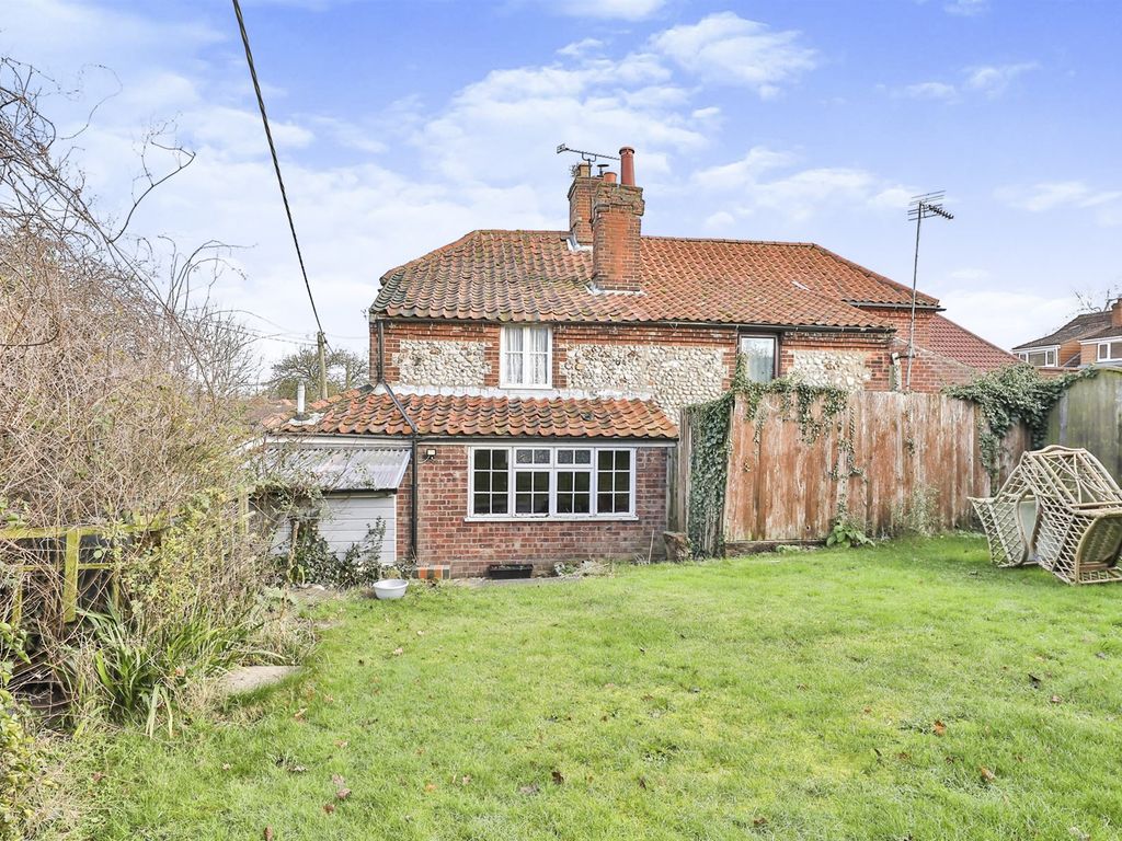 2 bed property for sale in Fakenham Road, Great Ryburgh, Fakenham NR21