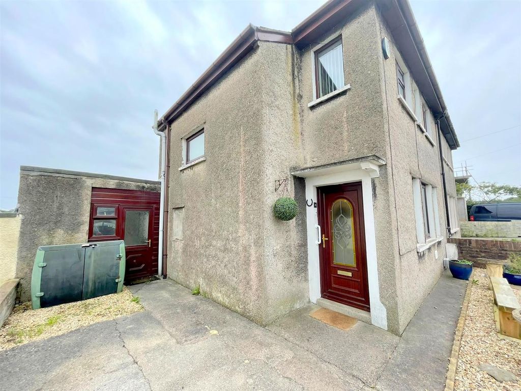 3 bed semidetached house for sale in Brynteg Avenue, Pyle, Bridgend