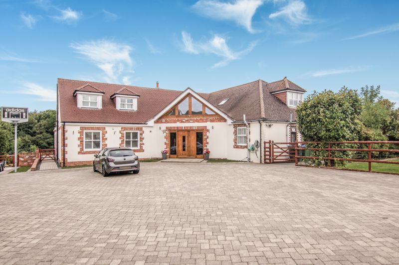 5 bed detached house for sale in Southampton Road, Titchfield, Fareham