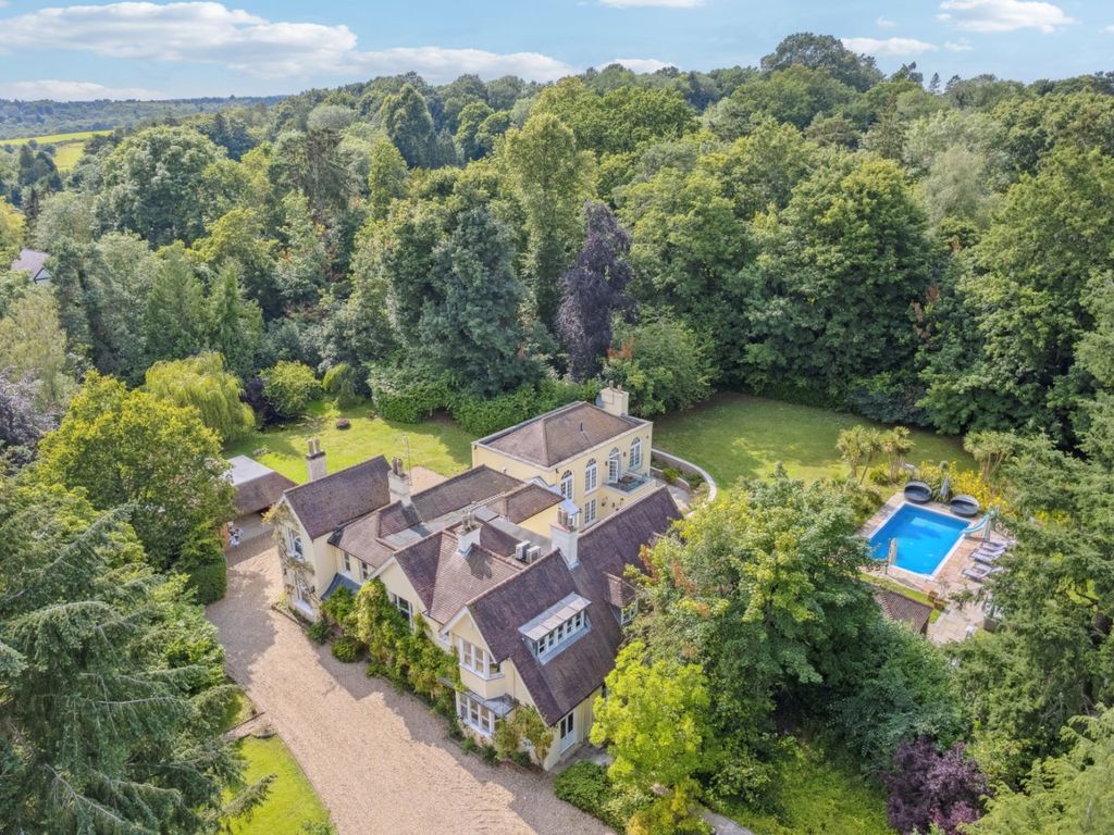 6 bed detached house for sale in Long Lane, Heronsgate, Rickmansworth