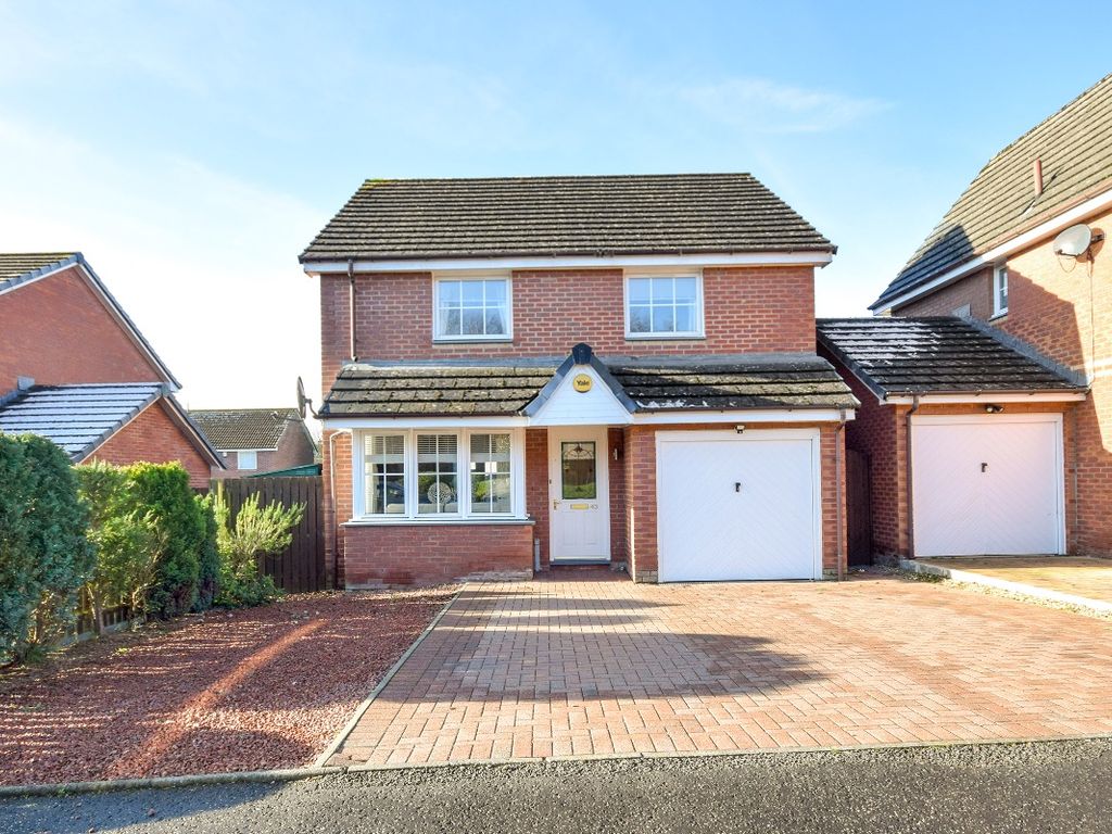 3 bed detached house for sale in Fyne Crescent, Larkhall ML9, £219,995