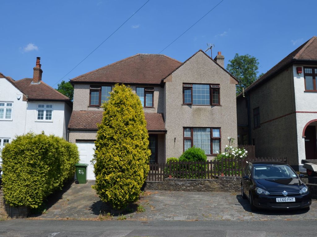 5 bed detached house for sale in Ashurst Road, Tadworth KT20 Zoopla