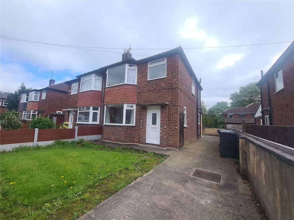 3 bed semidetached house for sale in Blackford Avenue, Bury, Greater