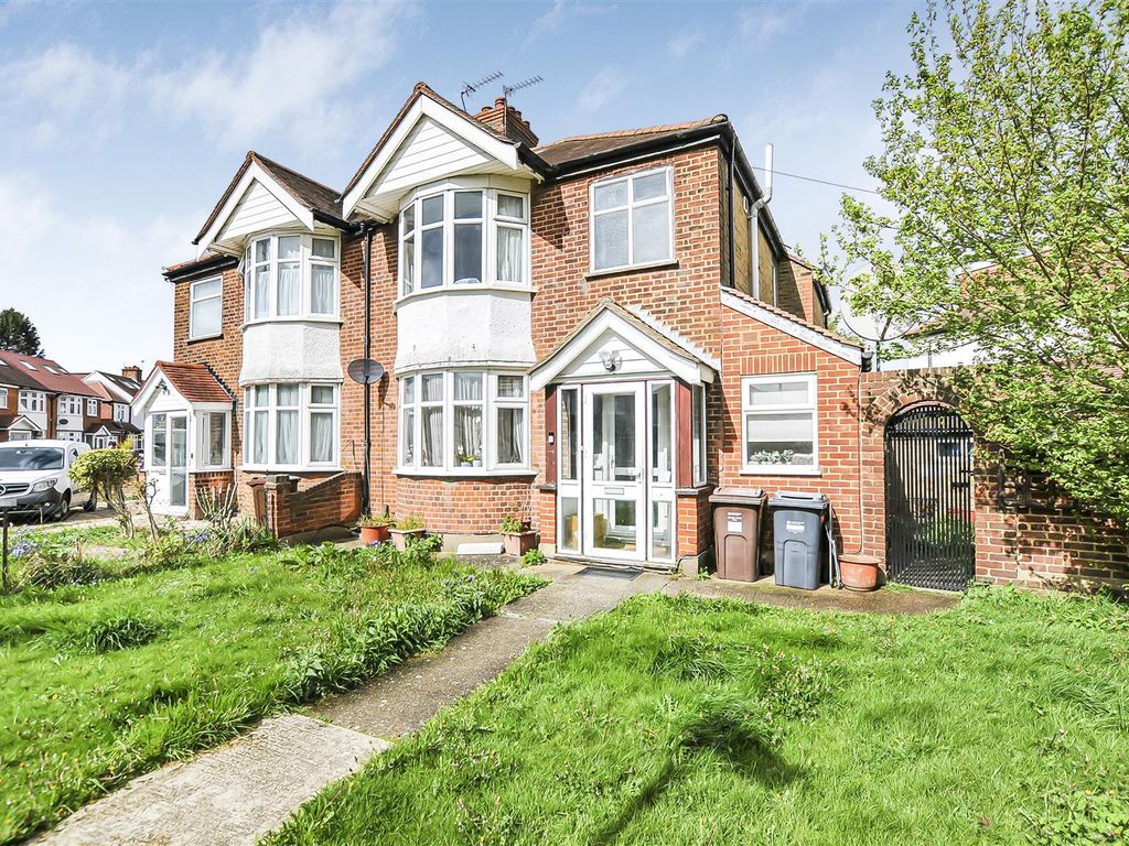 3 bed semidetached house for sale in Northumberland Avenue, Isleworth TW7, £750,000 Zoopla