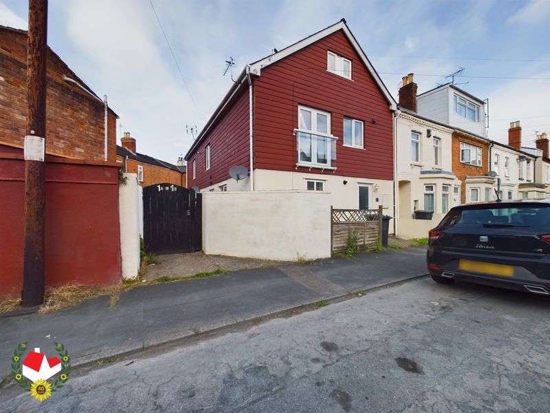 3 bed property for sale in Weston Road, Gloucester GL1, £155,000 Zoopla