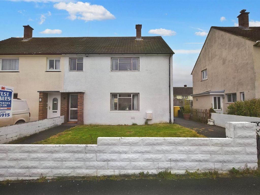 4 bed semidetached house for sale in Maesglas, Cardigan SA43 Zoopla