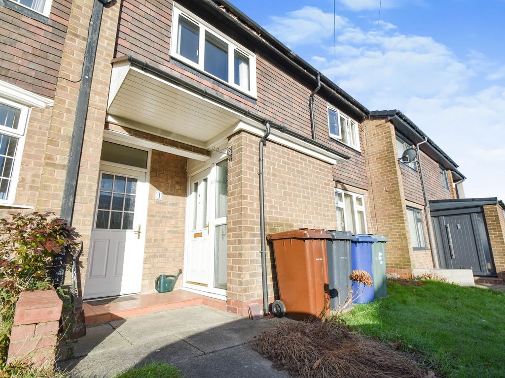 3 bed terraced house for sale in Lune Close, Whitefield M45 Zoopla