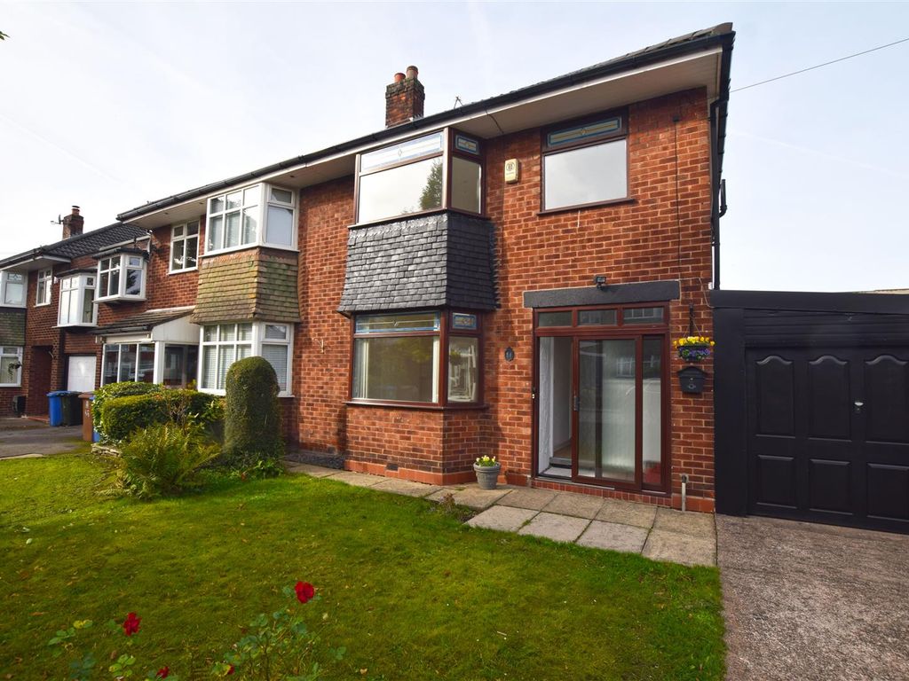 3 bed semidetached house to rent in Worcester Road, Middleton, Manchester M24, £1,250 pcm Zoopla