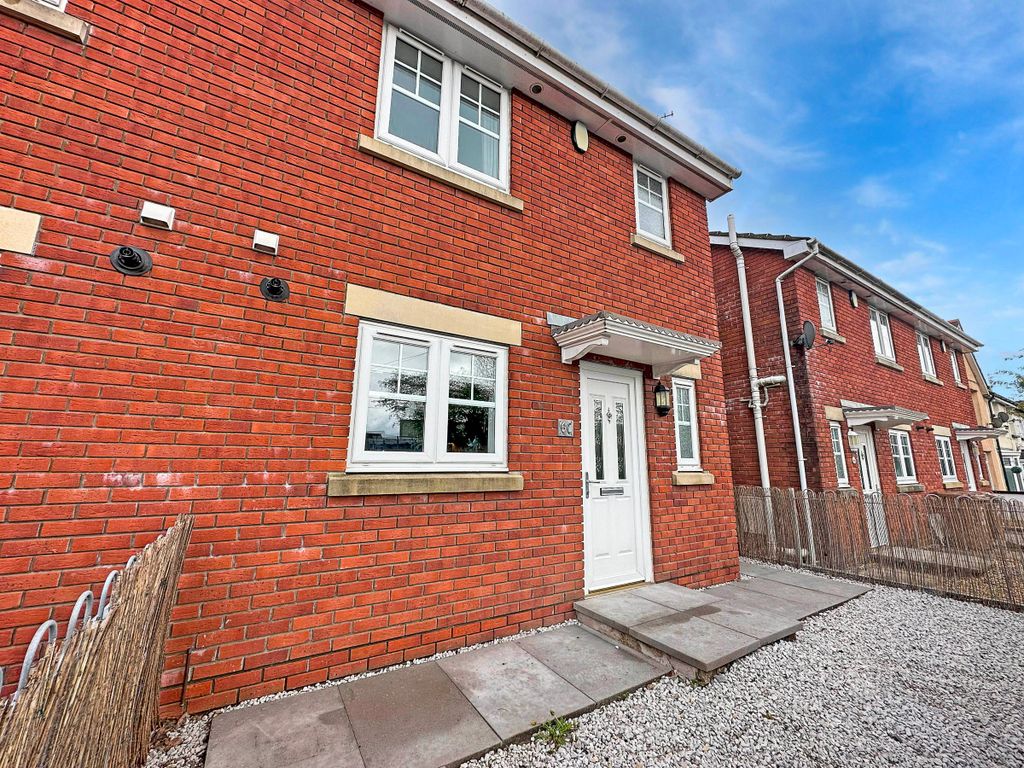 3 bed semidetached house for sale in Mount Pleasant, Penpedairheol