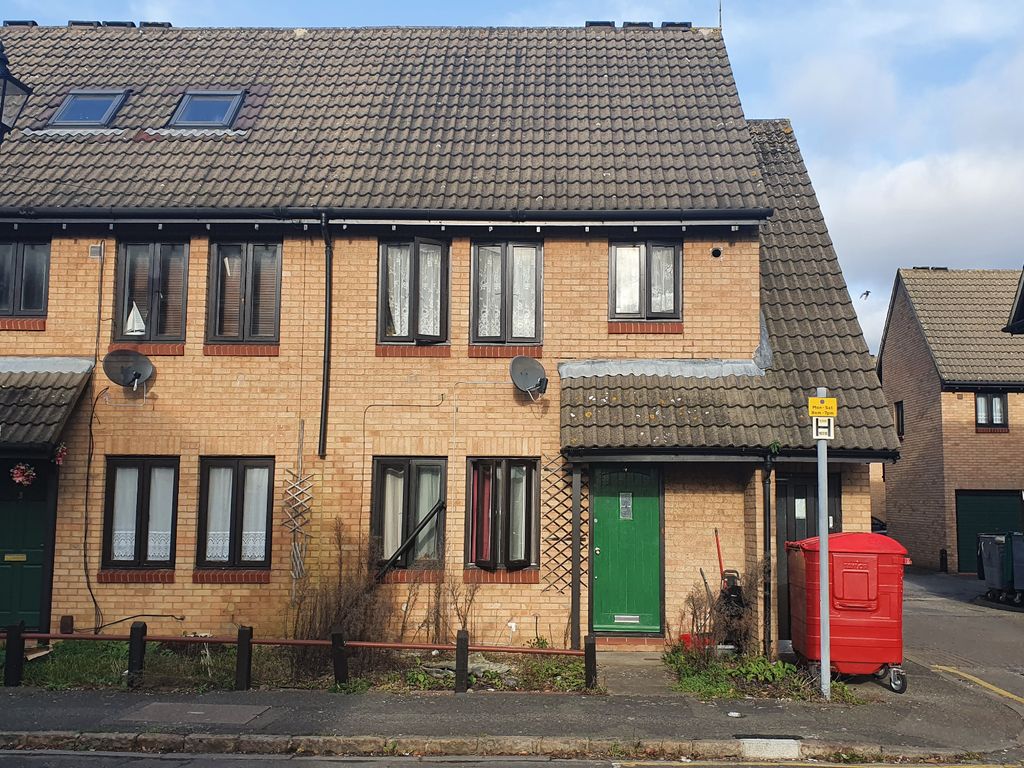 Studio for sale in Osborne Street, Slough SL1 Zoopla