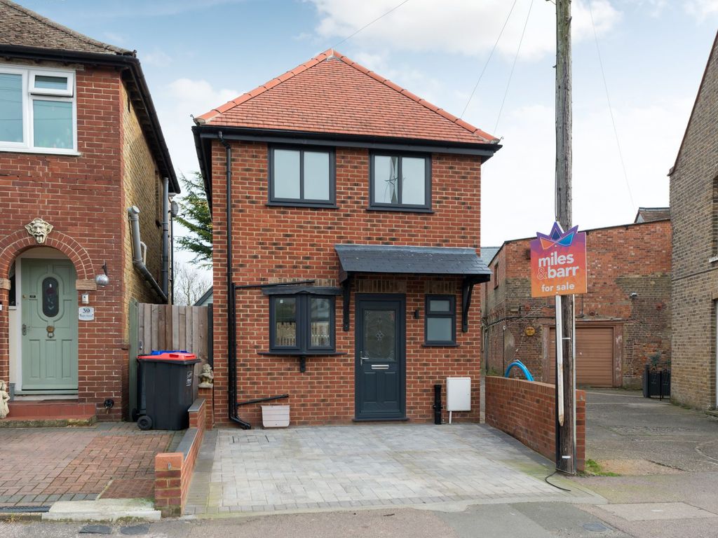 2 bed detached house for sale in High Street, Minster CT12, £275,000