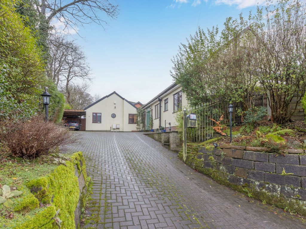 5 bed detached bungalow for sale in Avondale Road, Whitefield